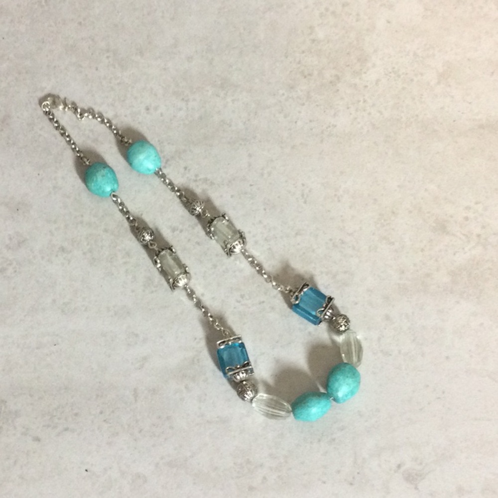 Avon silver chain turquoise bead necklace